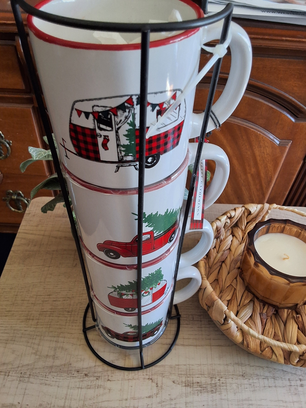 NWT Ceramic Holiday Camper Stackable Mug Set